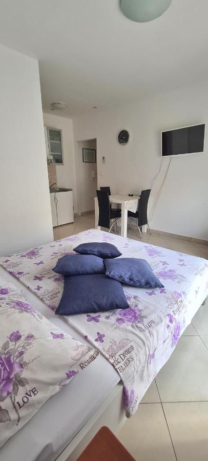 Apartman Scotti Kastela Exterior photo